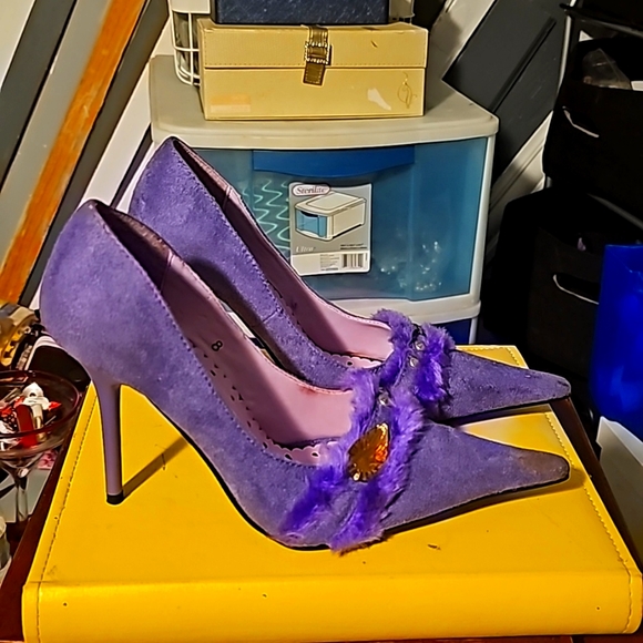 New Suede w/Fur Designer Shoes by Dangerous, Sz 8, Purple, Pointy Toe, 3" - Picture 3 of 11